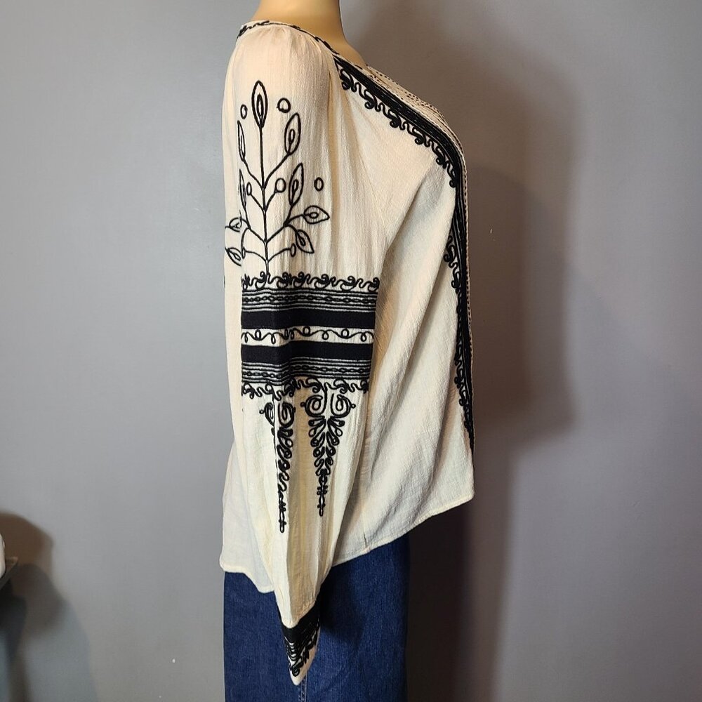 Sundance Cream Blouse with Black Embroidered Trim - Picture 10 of 10